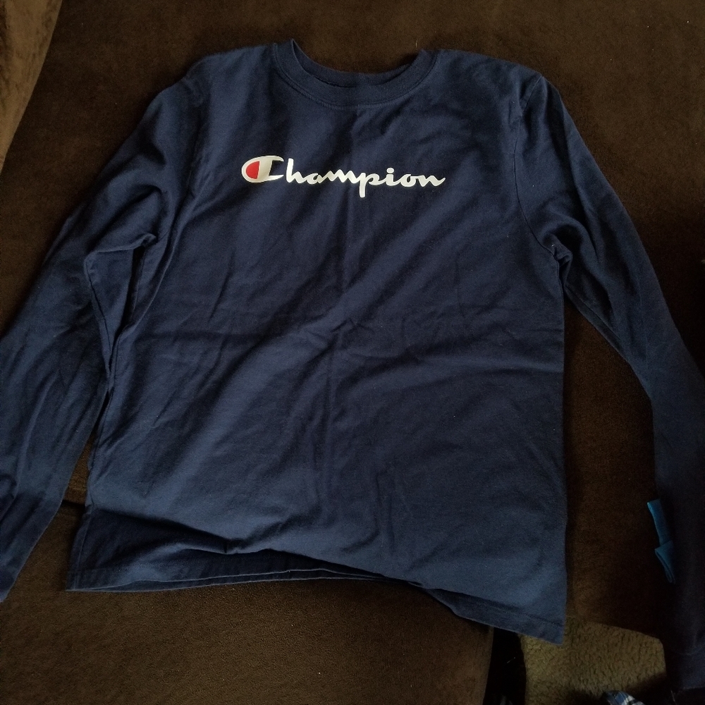 Small womens Champion long sleeve T